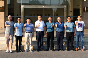 峡江县县长谢启龙一行莅临巅峰国际参观考察