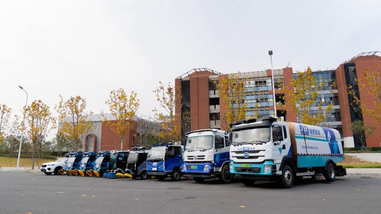 六分科技牵手仙途智能，厘米级高精度定位助力智能环卫清扫车“精智上岗”